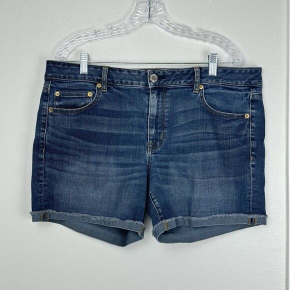 American Eagle Outfitters Pants - American Eagle Outfitters BOY midi shorts blue super stretch denim size 14